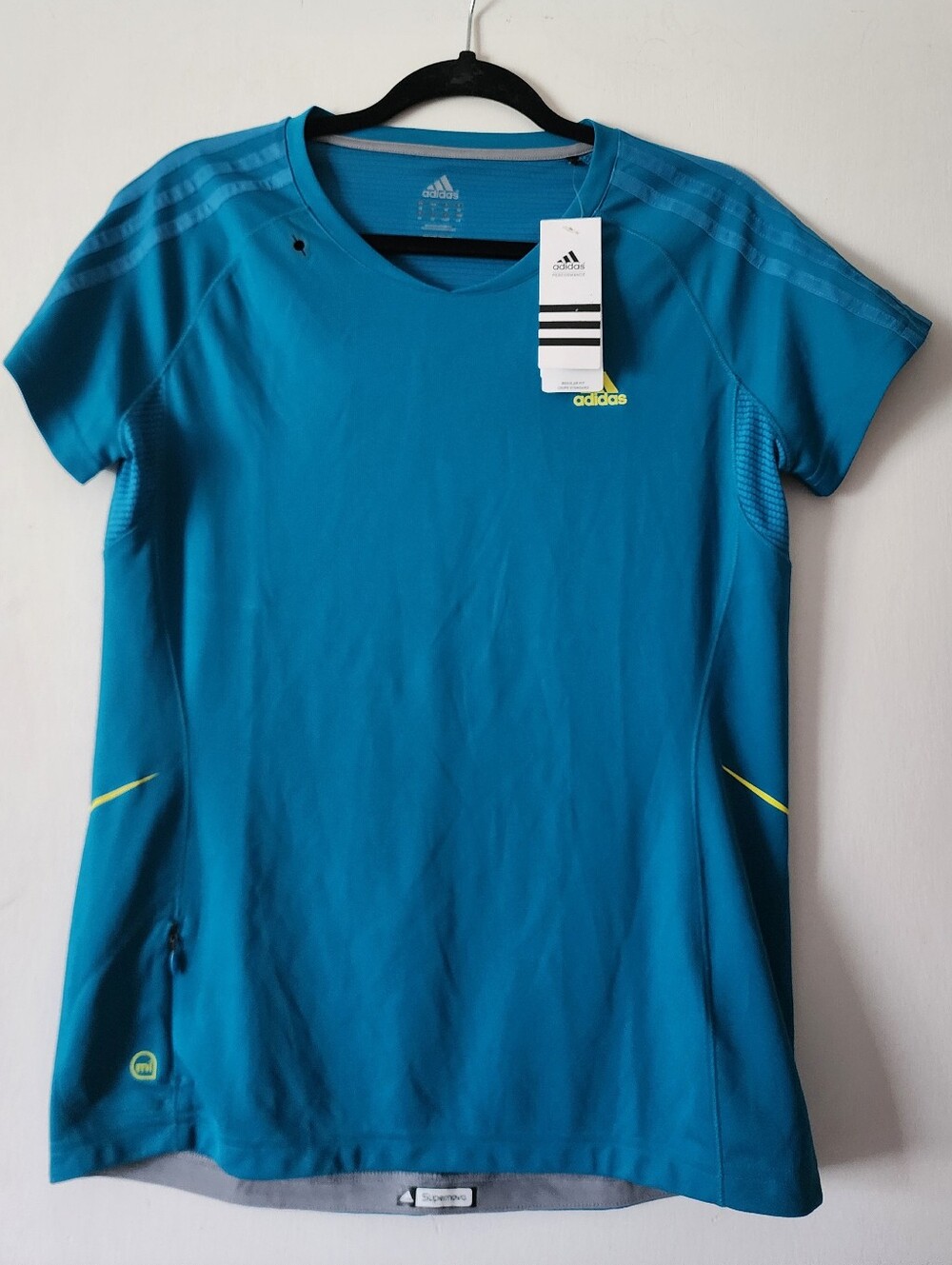 adidas Supernova Women’s Running T-Shirt Teal Blue Short Sleeve V-Neck Large NEW